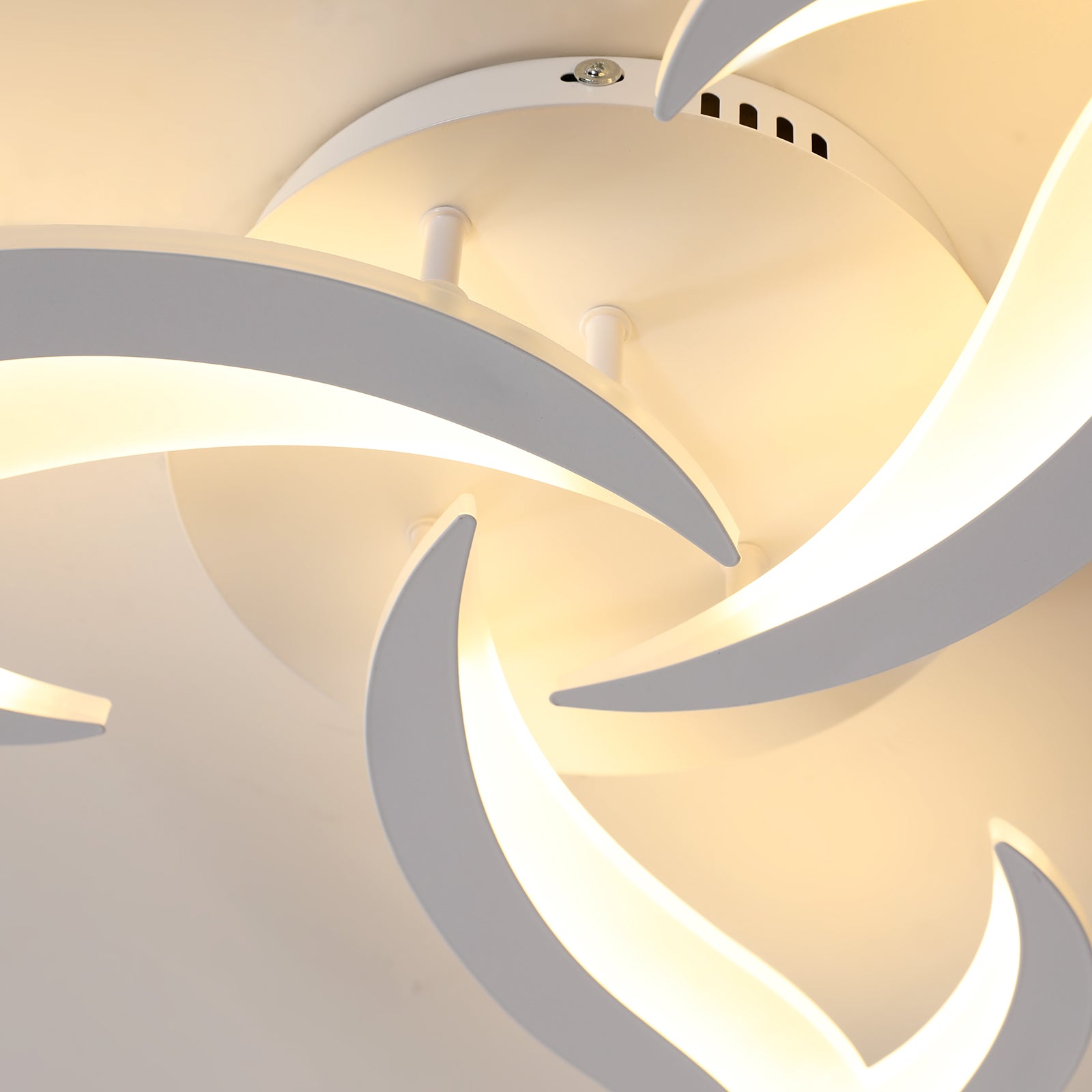 Comely Plafonnier LED Dimmable, Lampe de Plafond Moderne Acrylique 35W 3937LM, 3000K-6500K, Luminaire Plafonnier avec Télécommande pour Chambre Salon, Dia 58cm