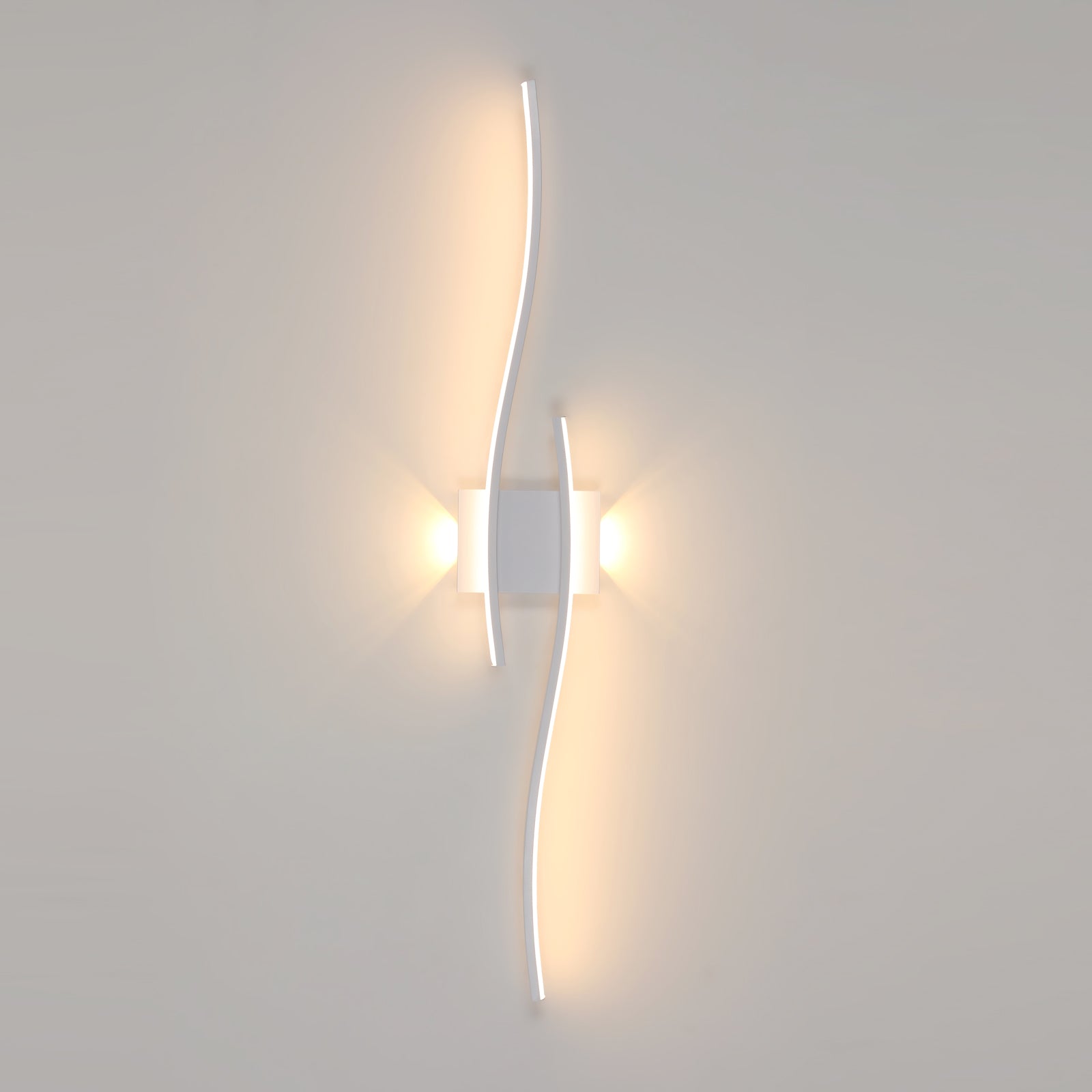 Wandleuchte – Weißer Aluminiumrahmen, warmes Licht