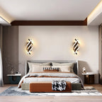 Applique - Telaio in alluminio nero, luce calda