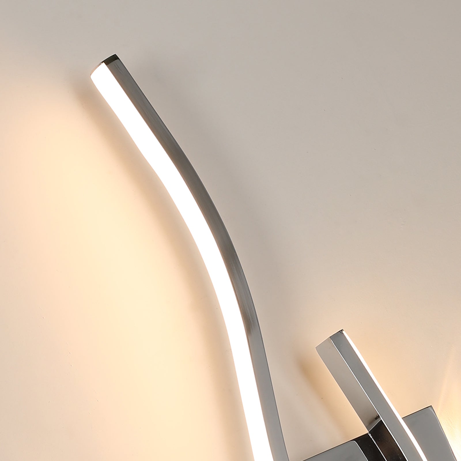 Wall Light - Chrome Aluminium Frame, Warm Light