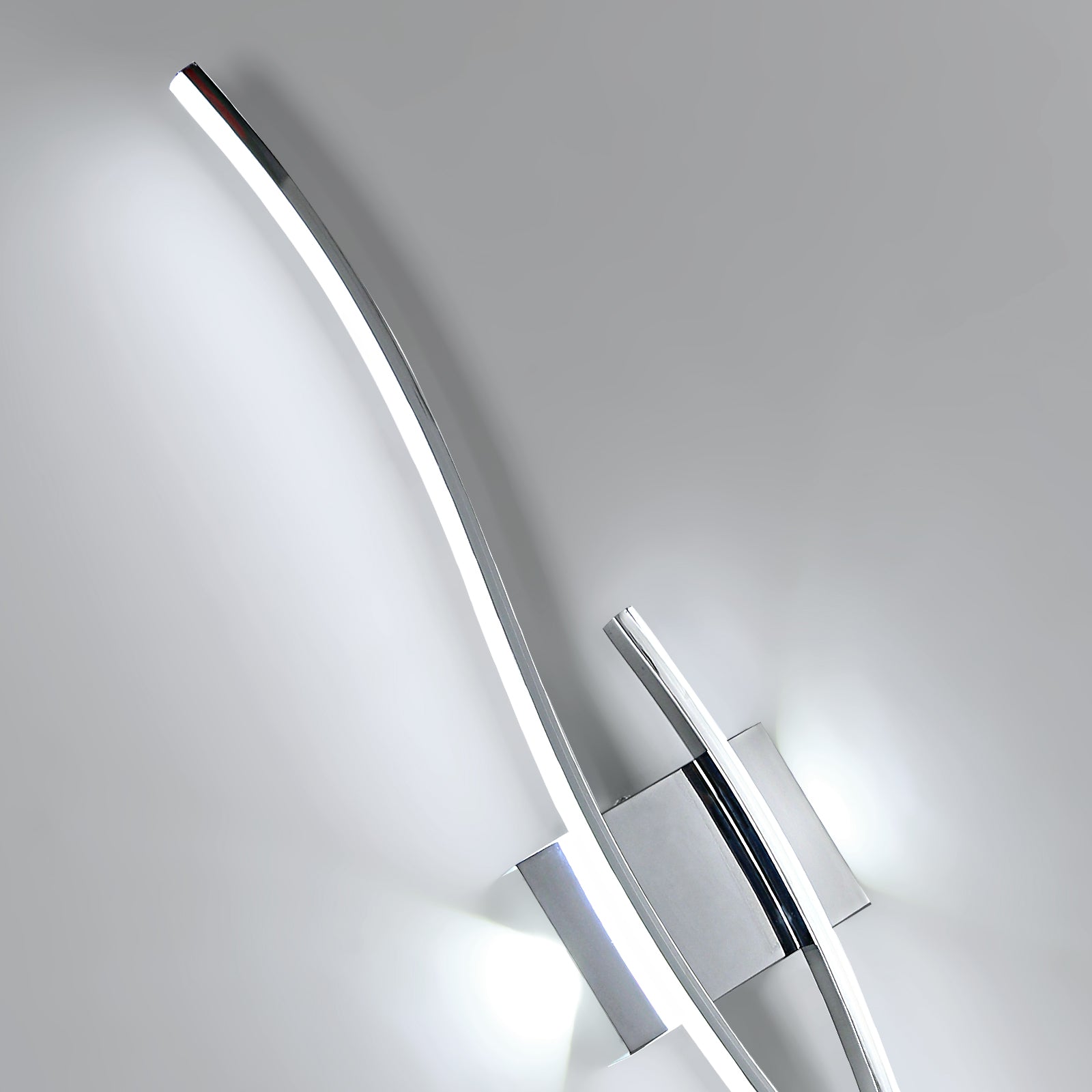 Wandleuchte - Rahmen aus verchromtem Aluminium, weißes Licht
