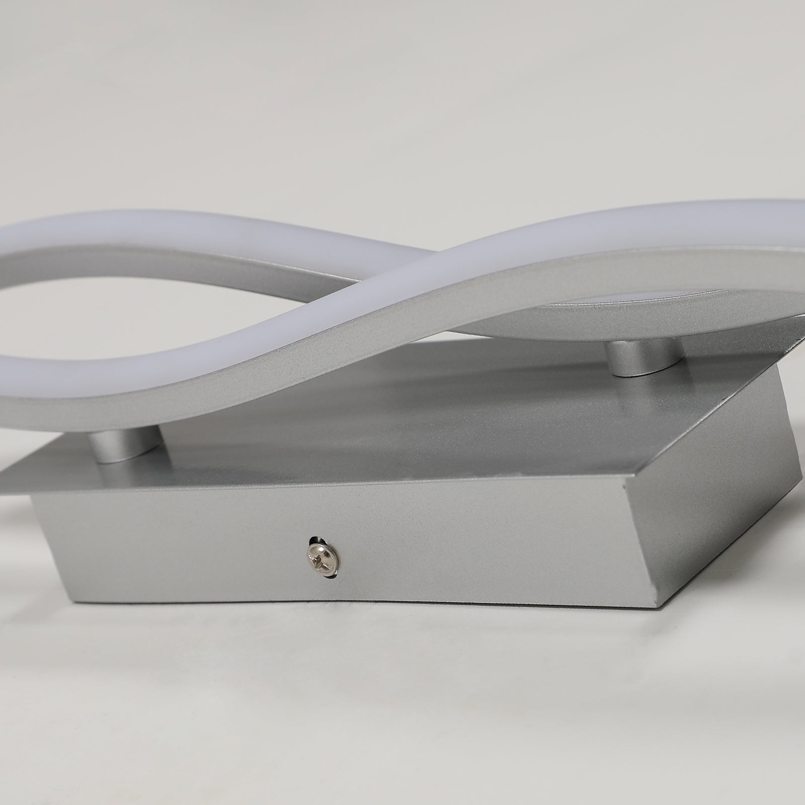 Wall Light - Silver Aluminium Frame, Tunable