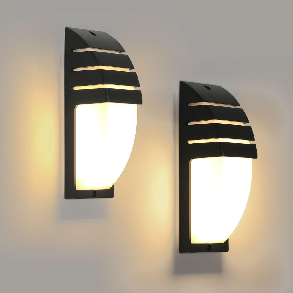 Wall Light - Black Aluminium Frame, Warm Light