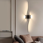 Applique da Parete - Struttura in Alluminio Nero, Luce Naturale
