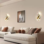 Applique - Struttura in alluminio oro, luce naturale