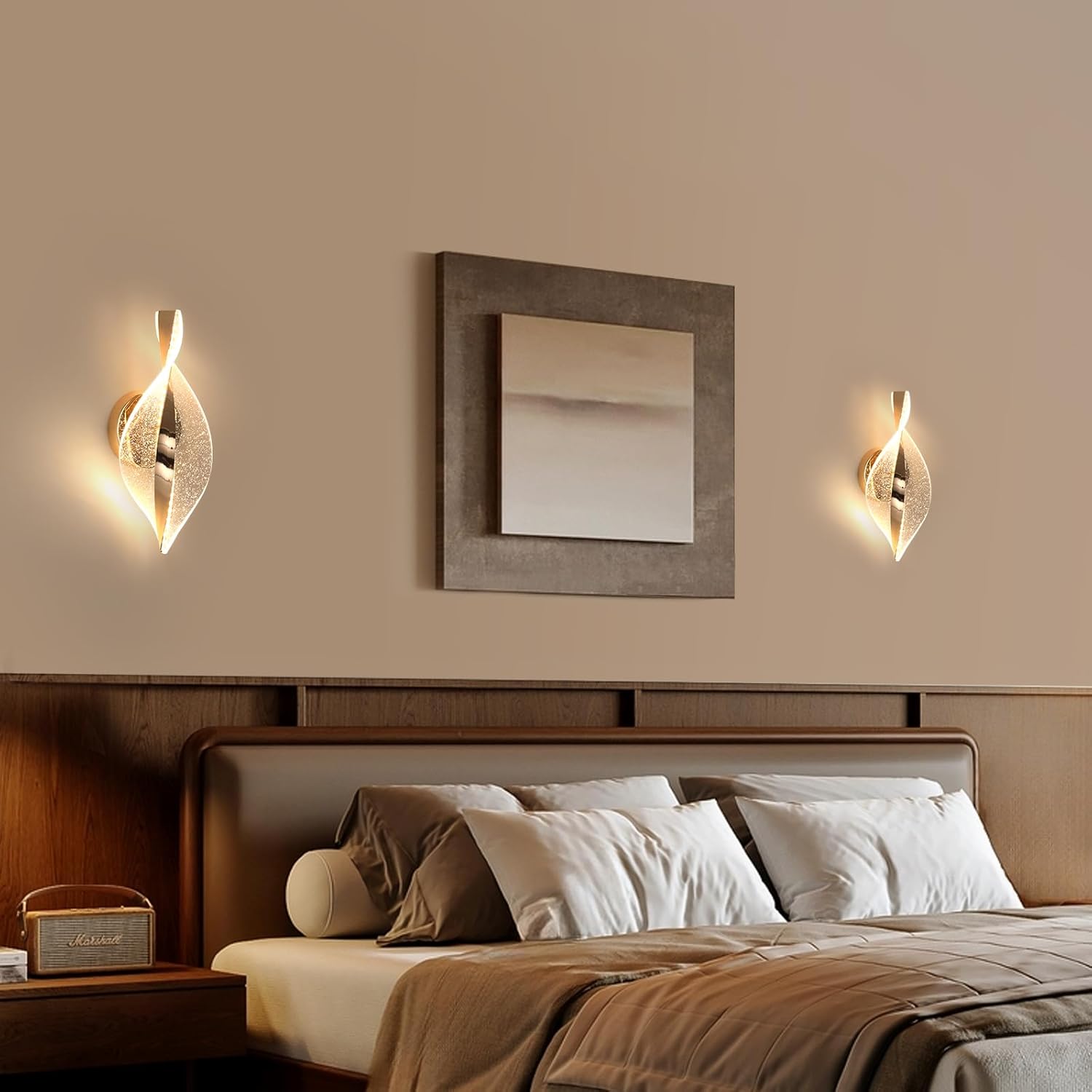 Wall Light - Gold Acrylic Frame, Tunable