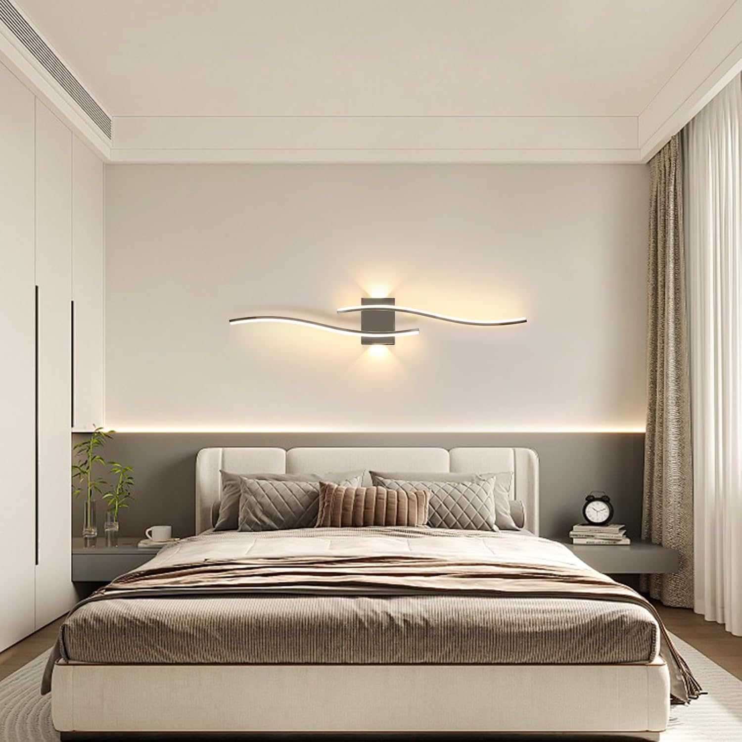 Lampada da parete - Struttura in alluminio cromato, luce calda