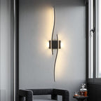 Applique - Telaio in alluminio nero, luce calda