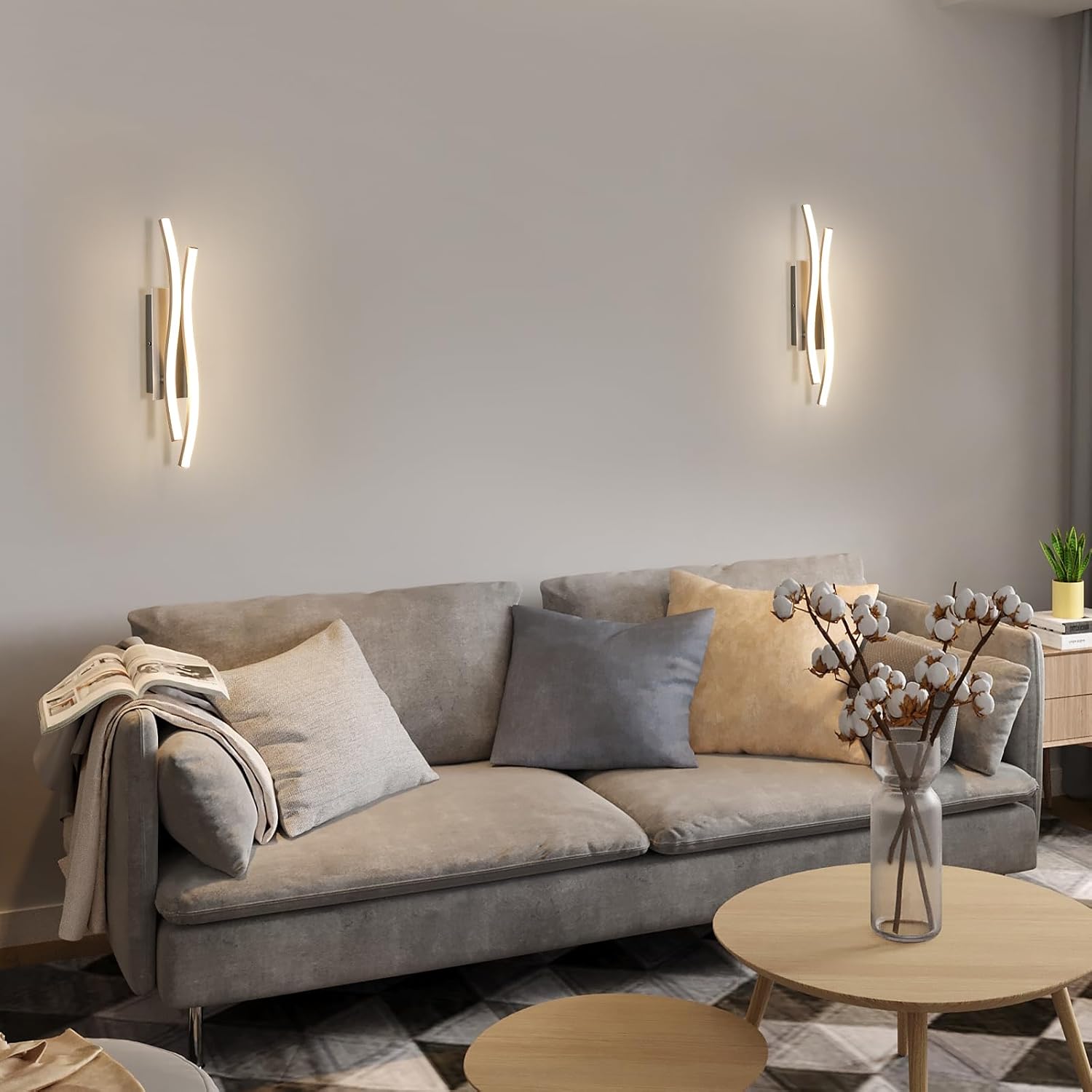 Applique - Telaio in alluminio color argento, luce calda