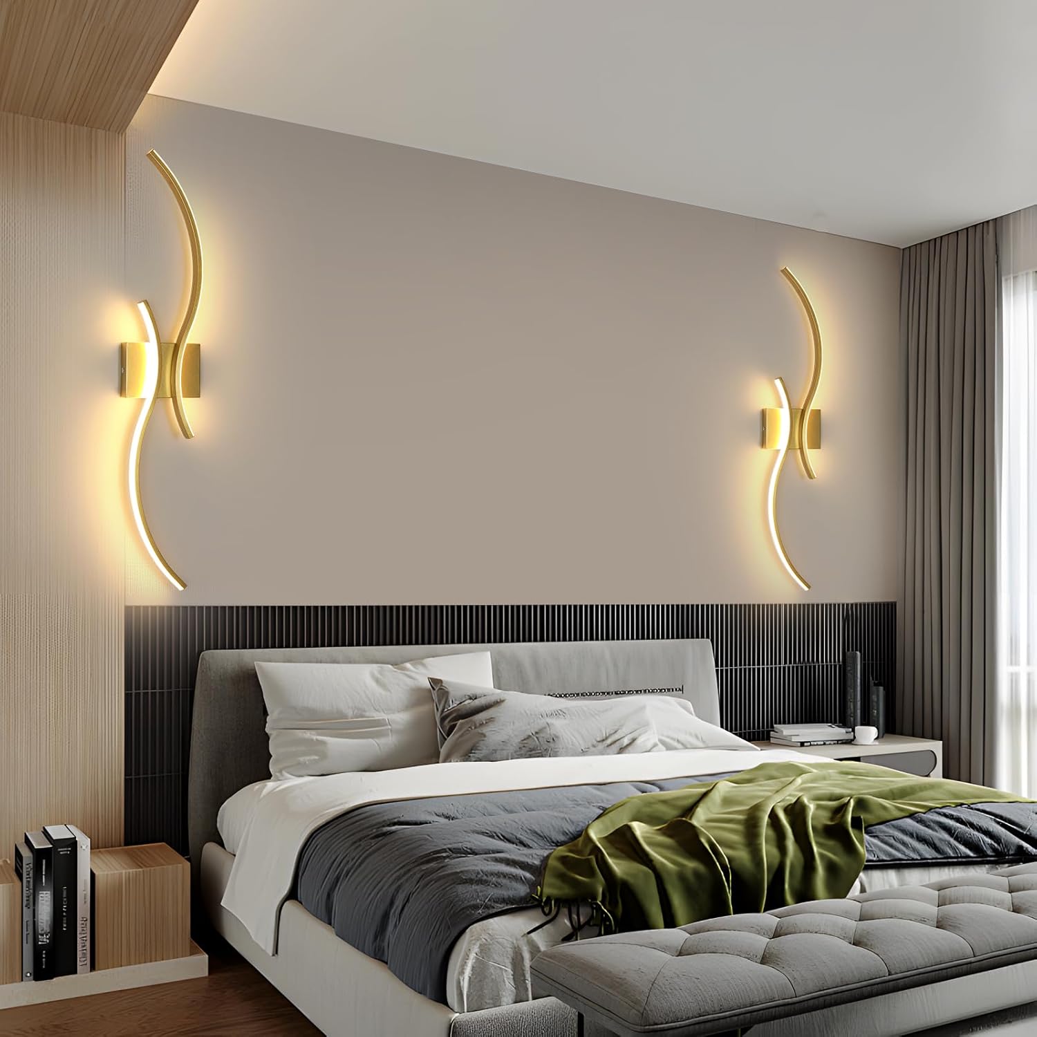 Wall Light - Black Aluminium Frame, Tunable and Dimmable