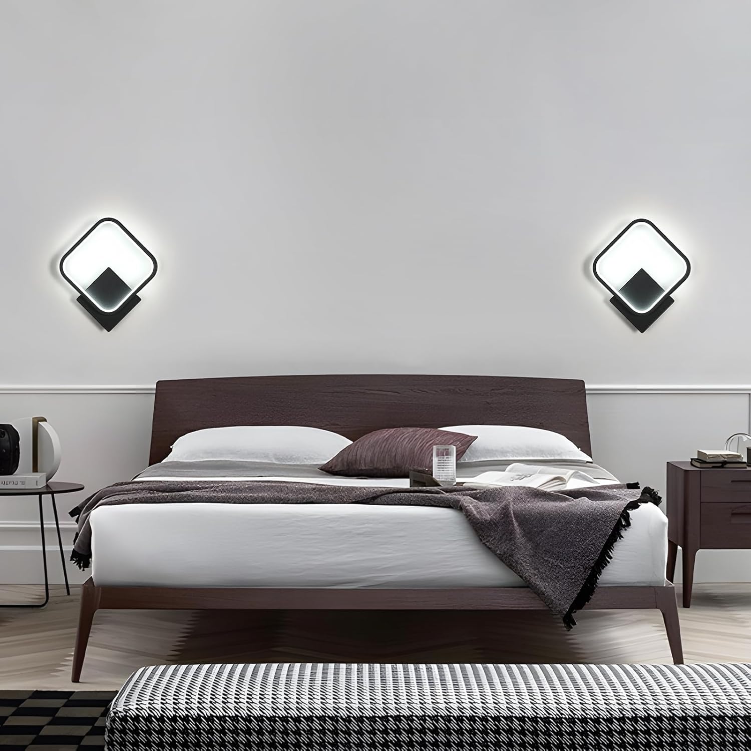 Wall Light - Black Aluminium Frame, White Light