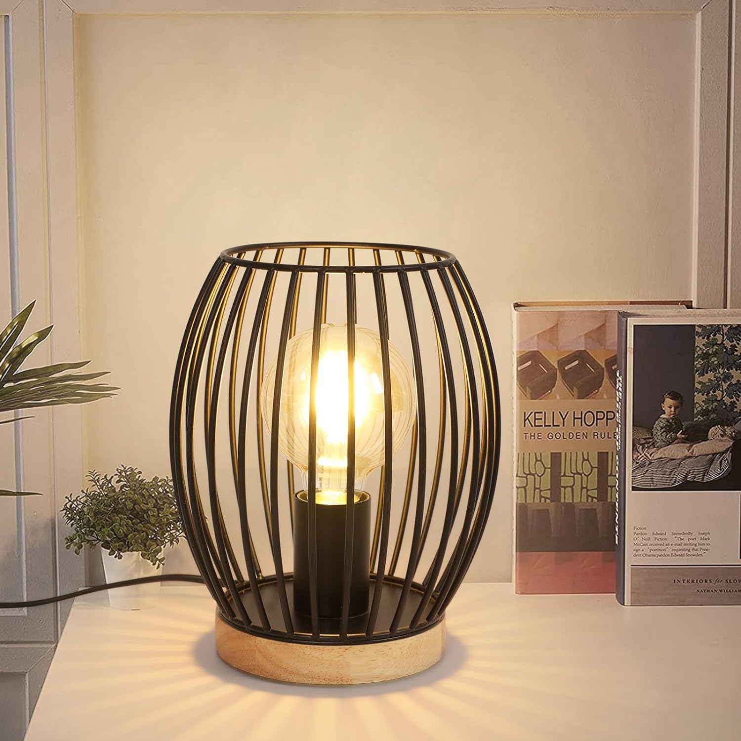 Comely Lampe de Bureau Rétro, Noir Lampe de Chevet pour Ampoule E27, Avec Prise et Interrupteur pour Chambre Salon Bureau Café Bar (Sans Ampoule)