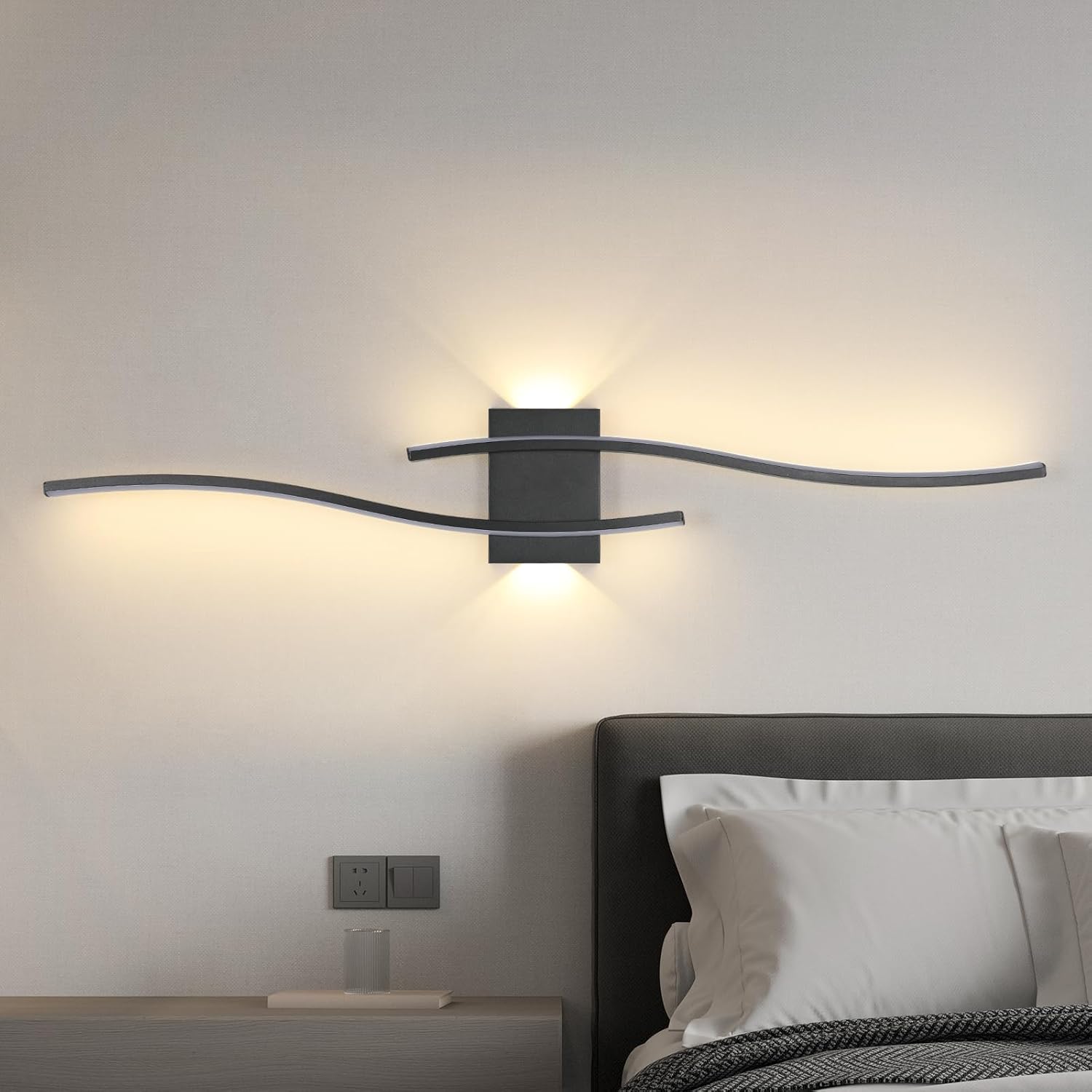 Applique - Telaio in alluminio nero, luce calda