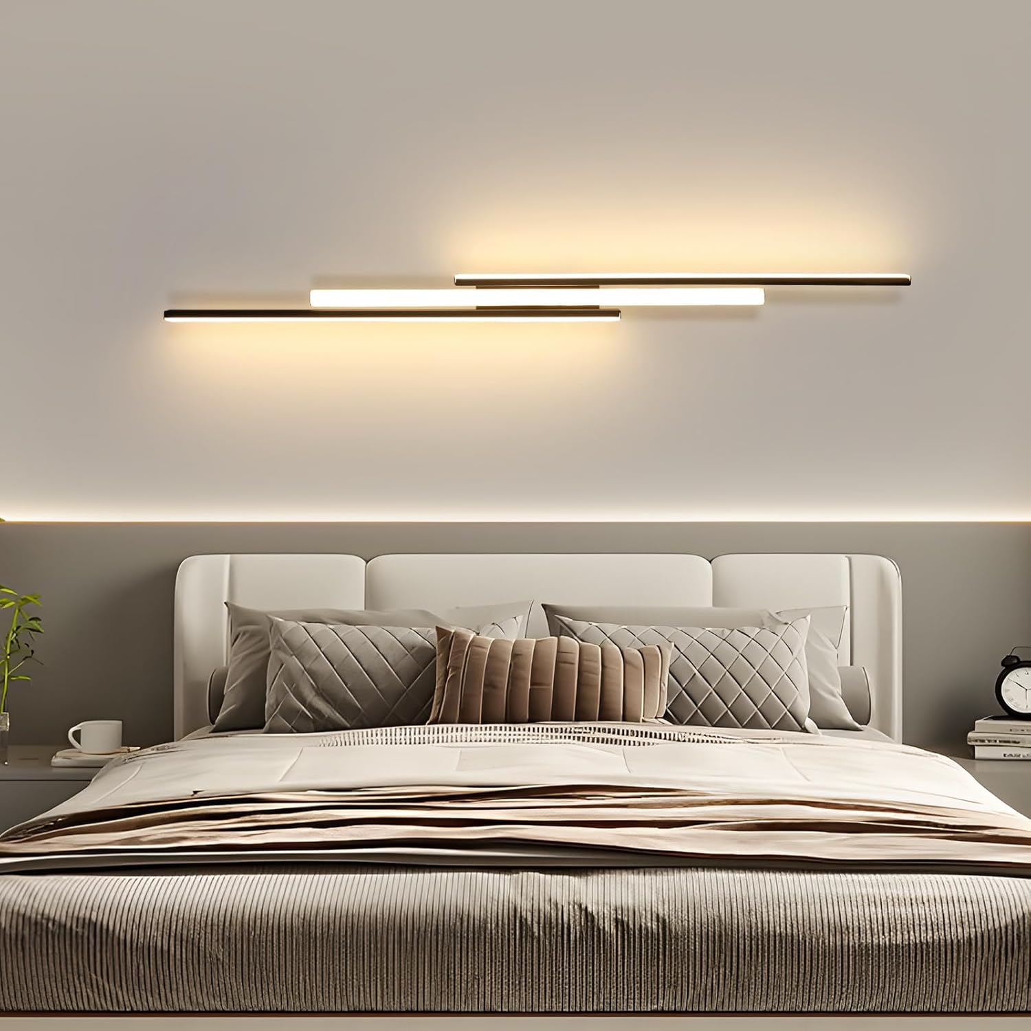 Wall Light - Black Aluminium Frame, Warm Light