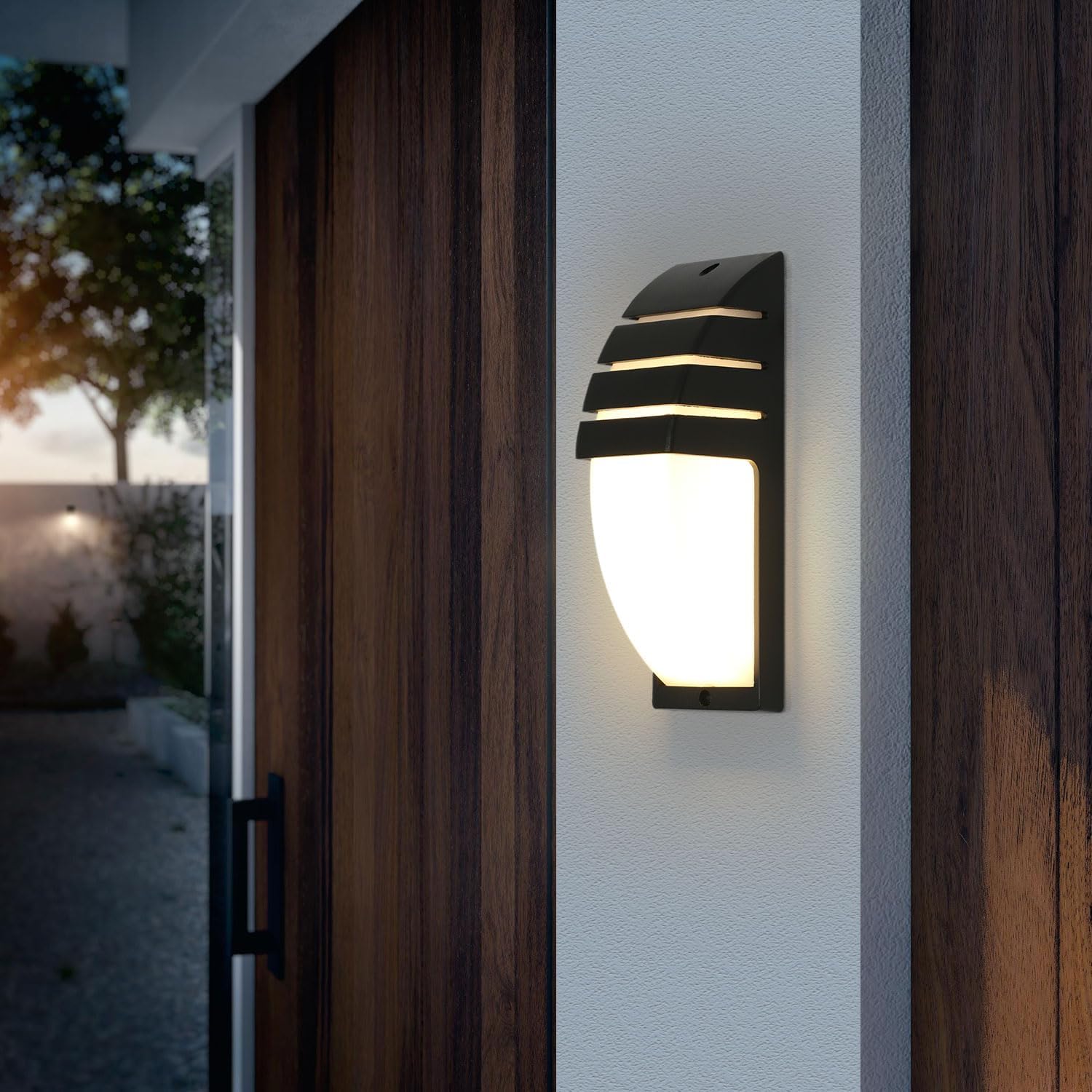 Wall Light - Black Aluminium Frame, Warm Light
