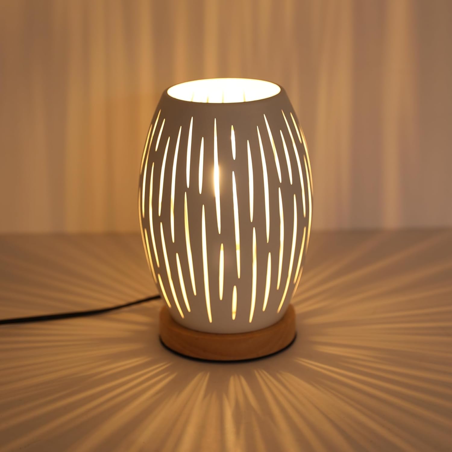 Comely Lampe de Table de Chevet pour Salon de Chambre, Blanc Base de Cage Métal Moderne en Bois E27 Petite Lumière Décorative Latérale d'intérieur (Ampoule Non Incluse) (Classe énergétique E